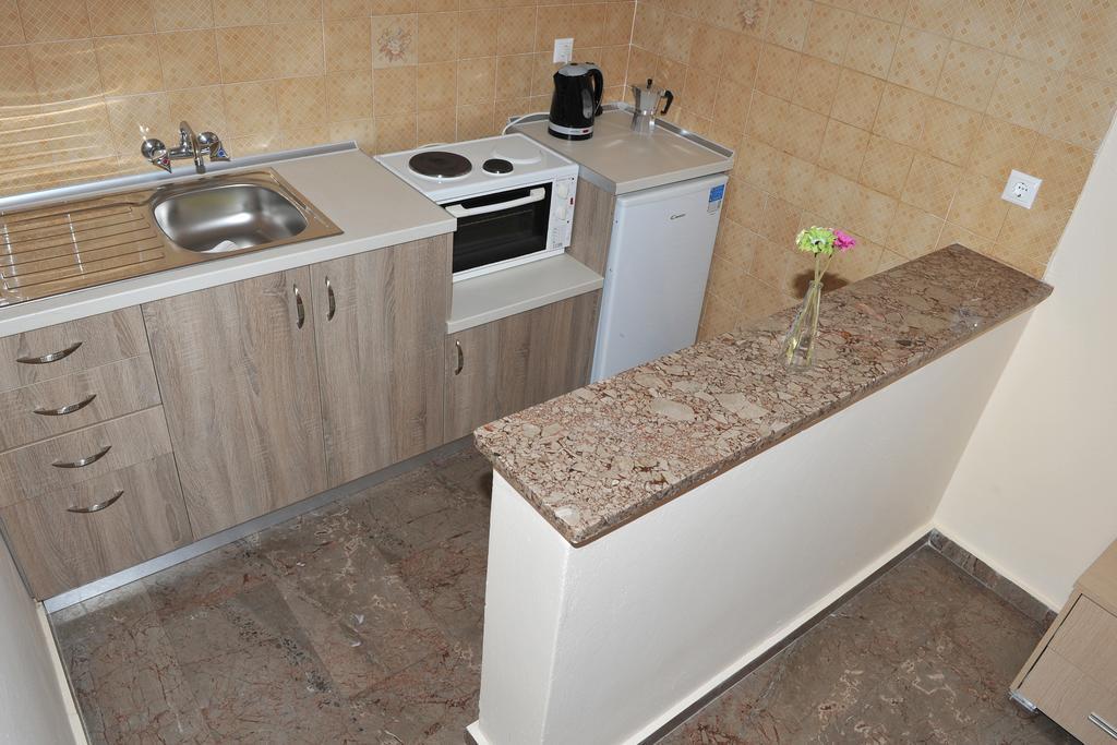 Anna Apartments Kontokali Room photo