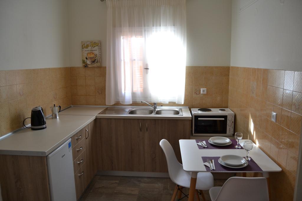 Anna Apartments Kontokali Room photo