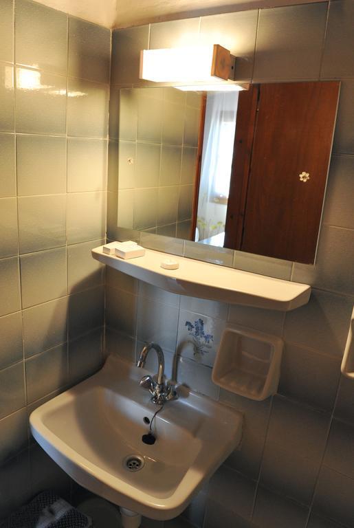 Anna Apartments Kontokali Room photo